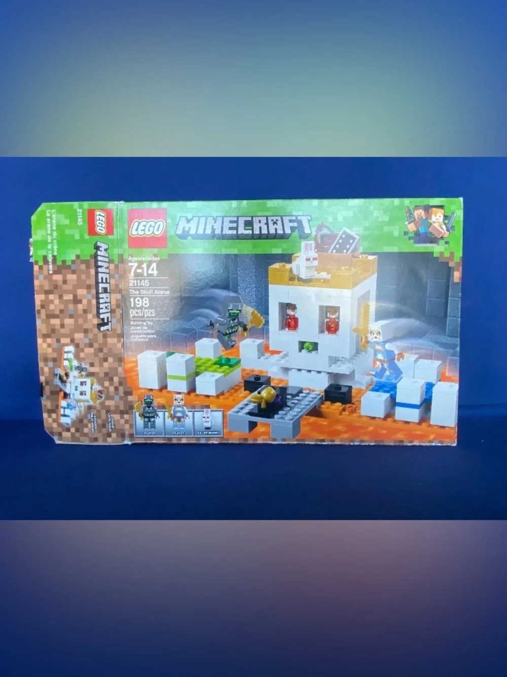 LEGO Minecraft The Skull Arena (#21145) - 100% Complete with Box & Manual